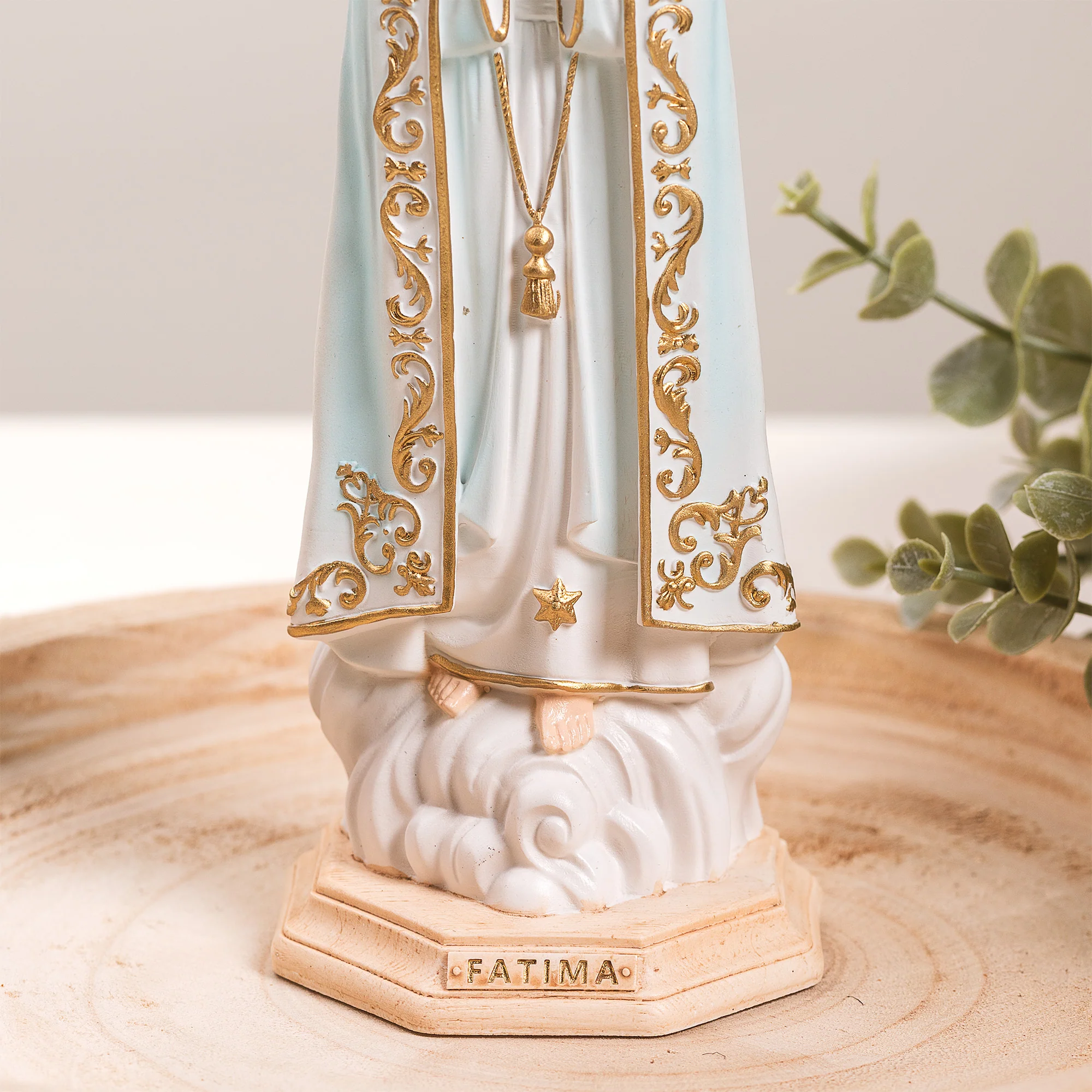 Delicate Our Lady of Fatima Statue - 7.8" - Image 4