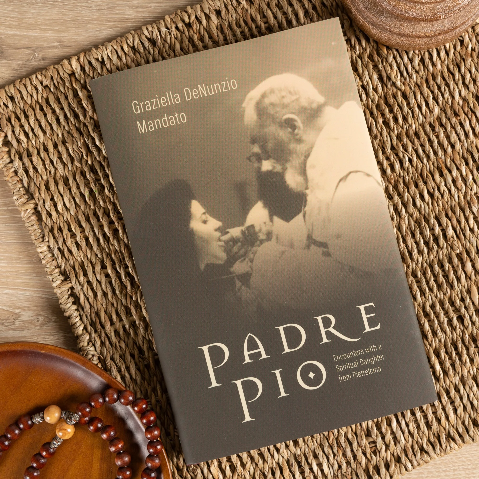 Padre Pio - Encounters With a Spiritual Daughter From Pietrelcina - Image 2